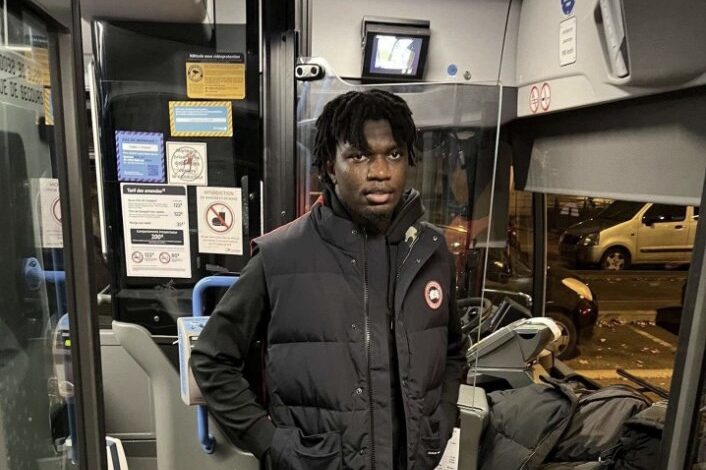 Bouleversé par son divorce un automobiliste fonce sur la foule et t.u.e 35 personnes : Vidéos